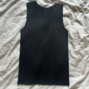 Issey Miyake Pleats Please